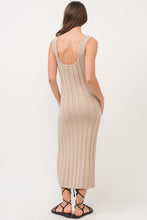 Load image into Gallery viewer, HQD0062 KNIT MIDI DRESS
