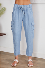Load image into Gallery viewer, 21392 LINEN CARGO PANTS
